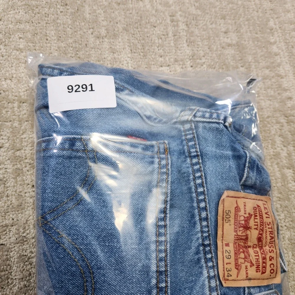 Levis classic levi